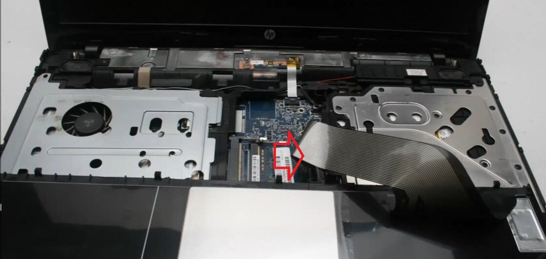 Разборка HP ProBook 4520s снять клавиатуру